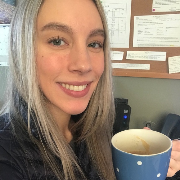 Ariel - Picture 3 of 3